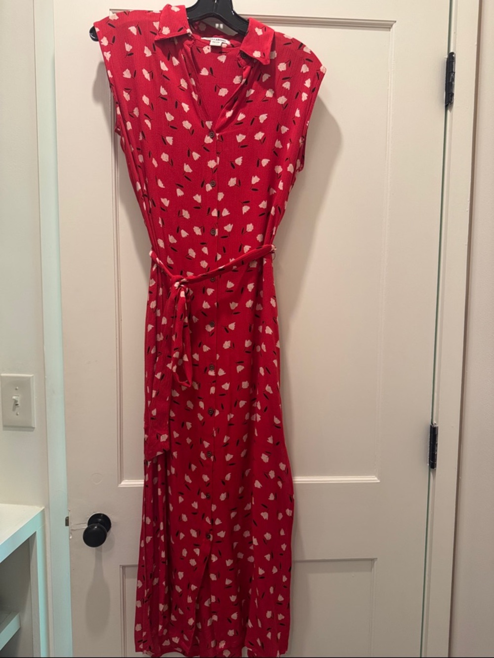 Billabong Red Printed Maxi Dress with White Leaf Motif